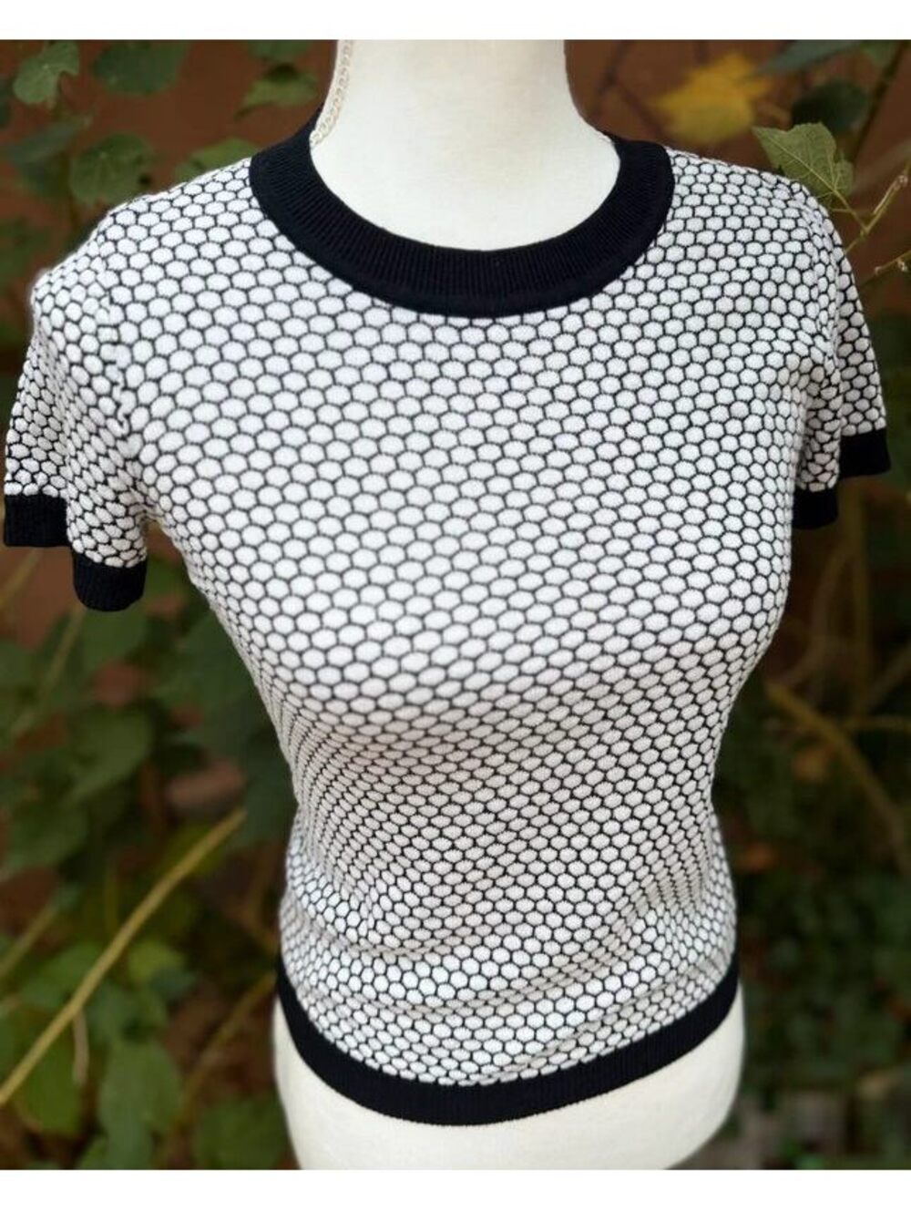 Maison Jules Black White Retro Short Sleeved Light Weight Sweater Top Size XS